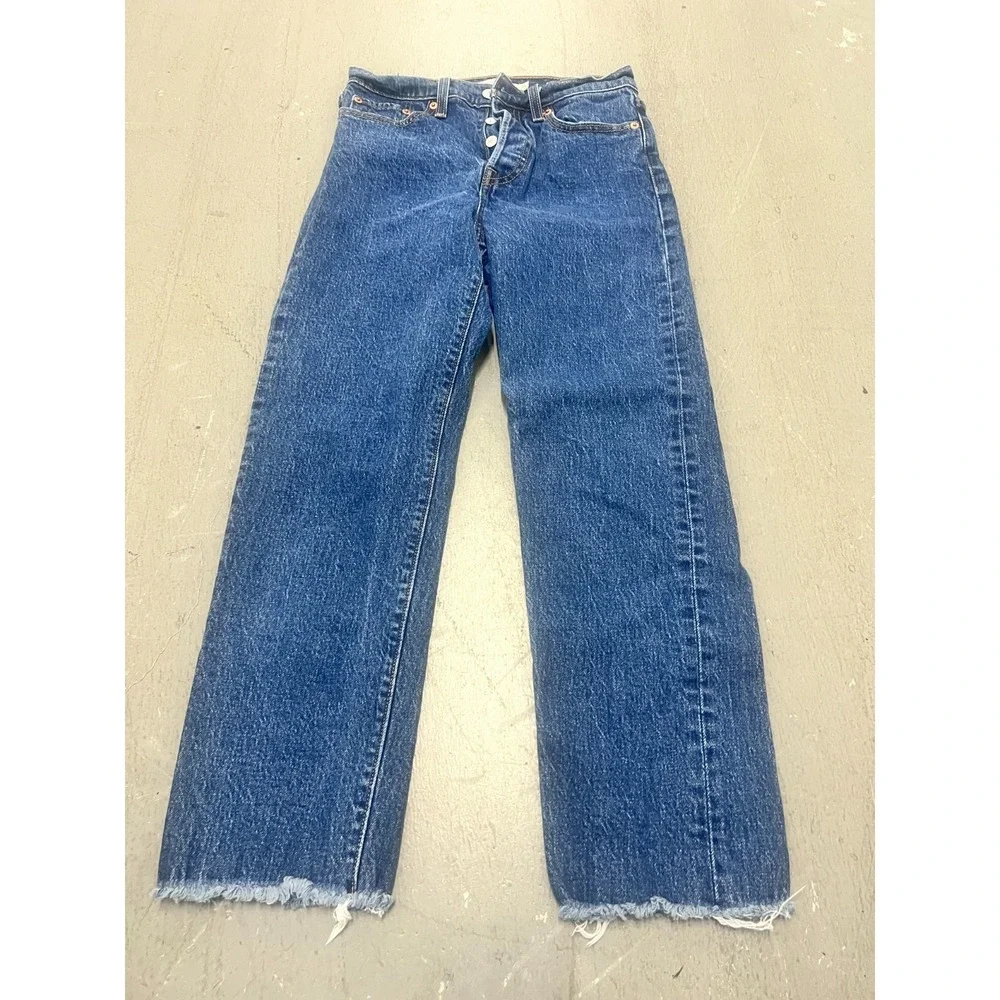 Levi's Premium Wedgie Straight Fit Jeans Women's 25x26 Blue Denim Frayed Hem‎